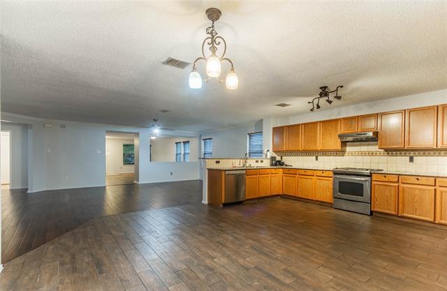 Building Photo - 13808 Canyon Ranch Rd
