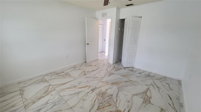 Building Photo - 3048 Bonkirk Dr