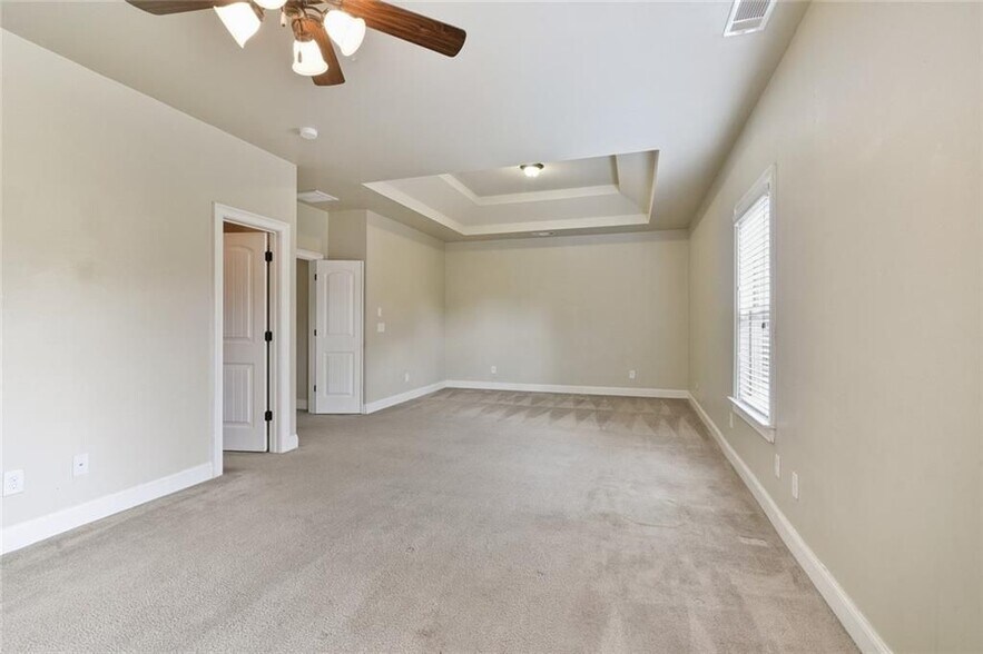 Building Photo - 4530 Fernbrook Pl