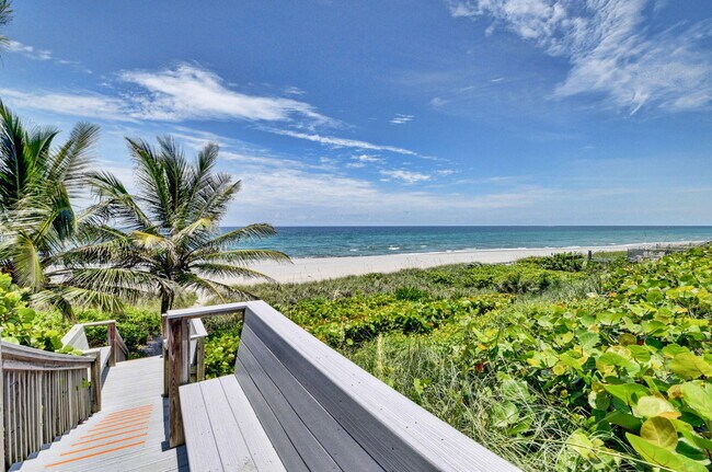 Primary Photo - 2121 N Ocean Blvd
