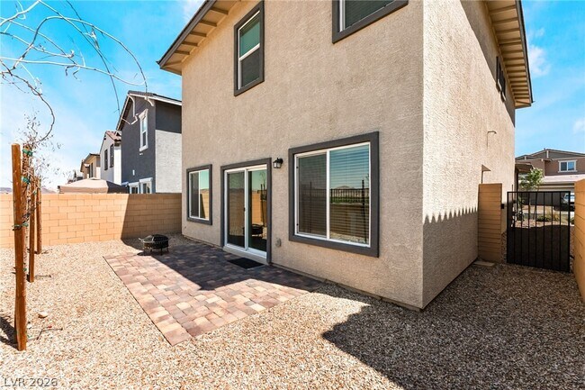 Building Photo - 410 Larksong Ave