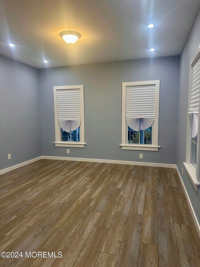 Building Photo - 73-75 Church St