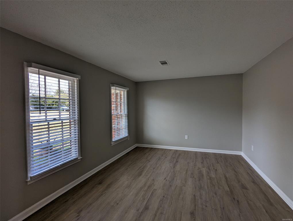 Building Photo - 2629 Old Orchard Ln