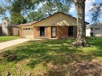 Building Photo - 9114 Jennifer St