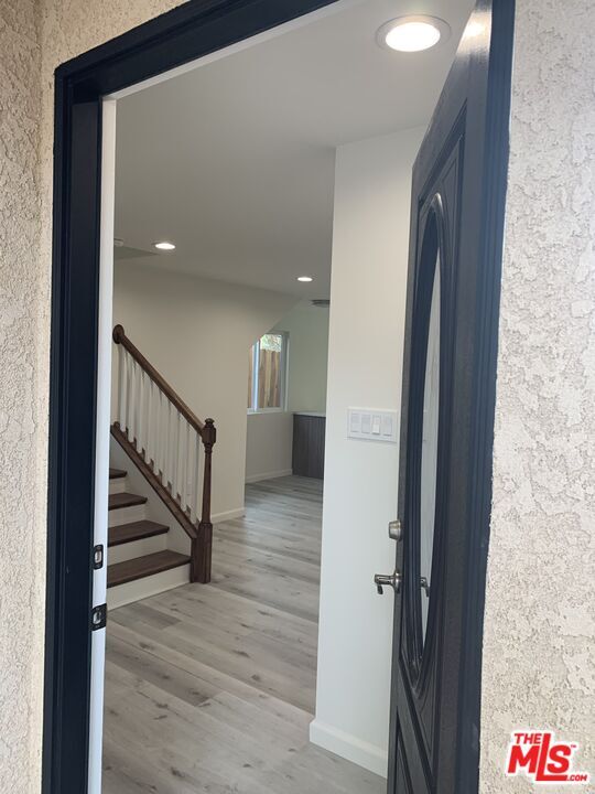 Building Photo - 2700 Los Olivos Ln