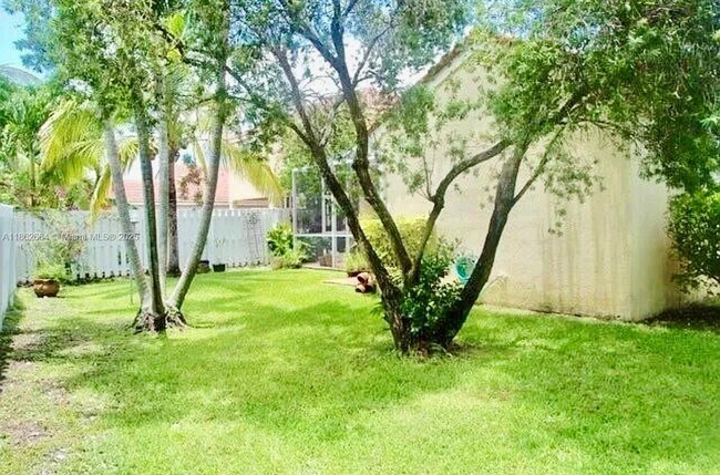 Building Photo - 727 Sand Creek Cir