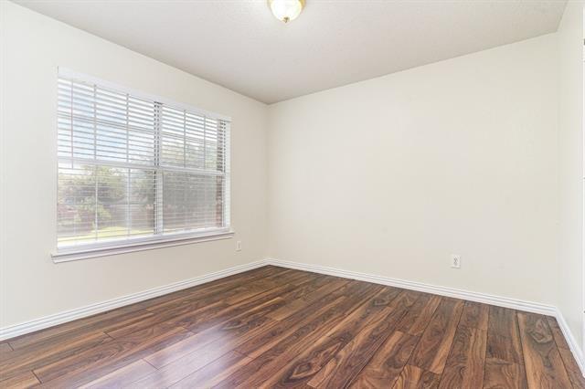 Building Photo - 1810 Cedar Ridge Dr