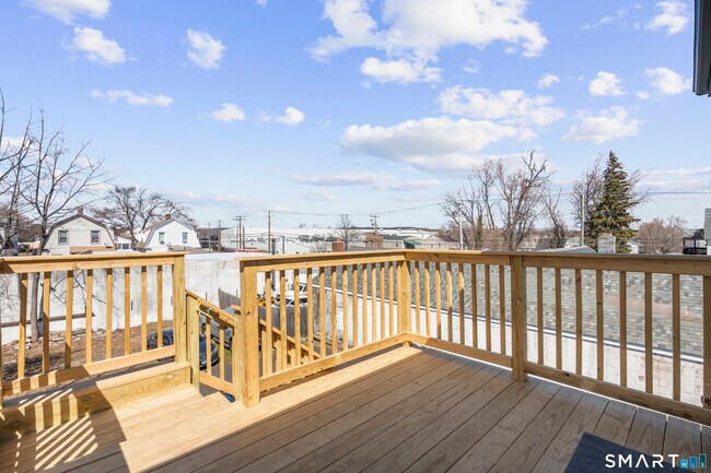 Building Photo - 93 Spring St