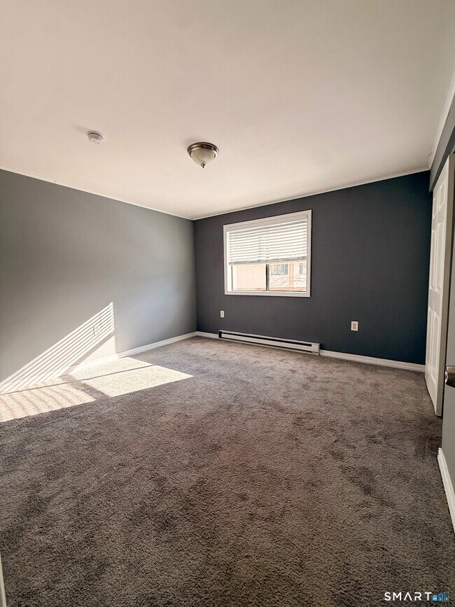 Building Photo - 39 Horton Hill Rd