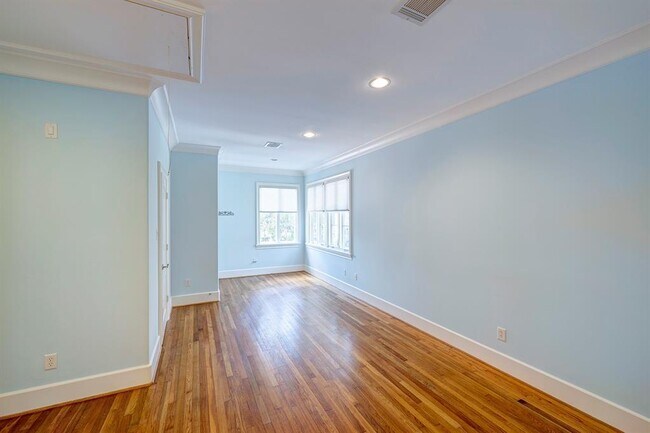 Building Photo - 3020 Ella Lee Ln