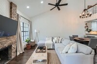 Building Photo - 1748 Ohlen Rd