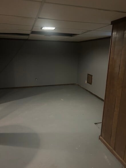 Building Photo - 8175 Monrovia St