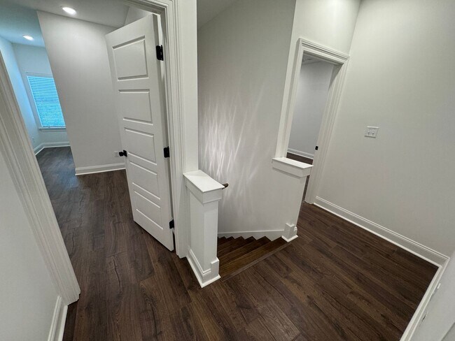 Building Photo - 4BD/4.5BA FOR RENT