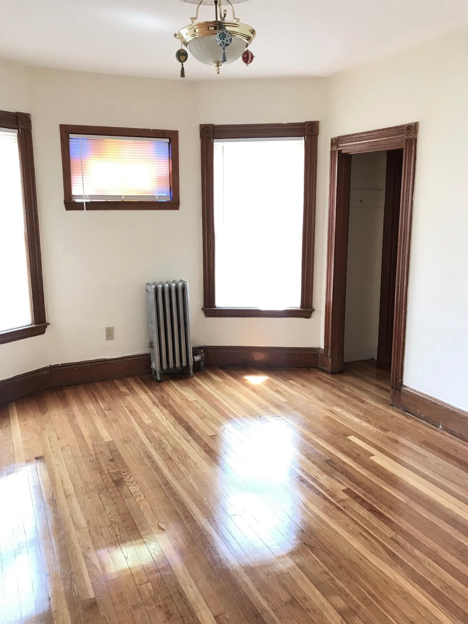 Building Photo - 336 Centre St