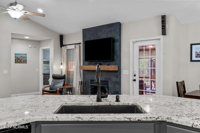 Building Photo - 89 Sandpiper Dr