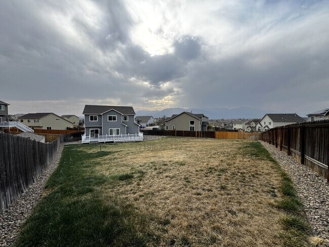 Building Photo - Stunning 4 Bedroom House in Security-Widefield