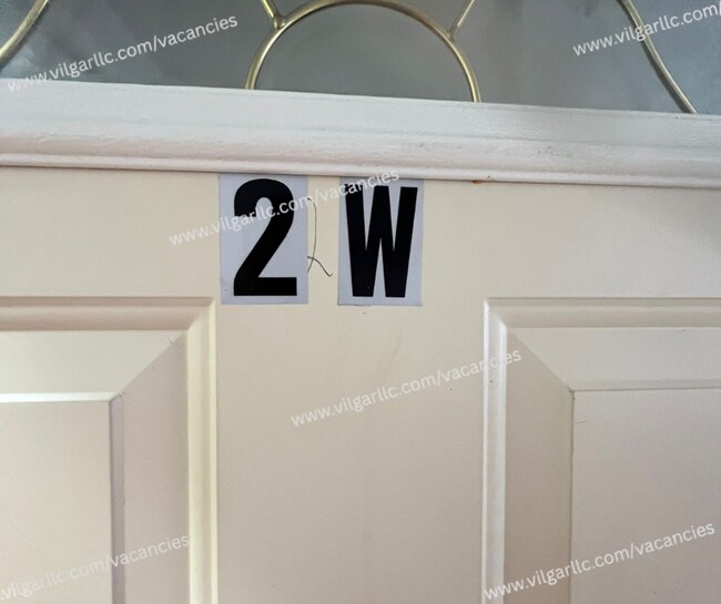 Building Photo - 461 Hayes St