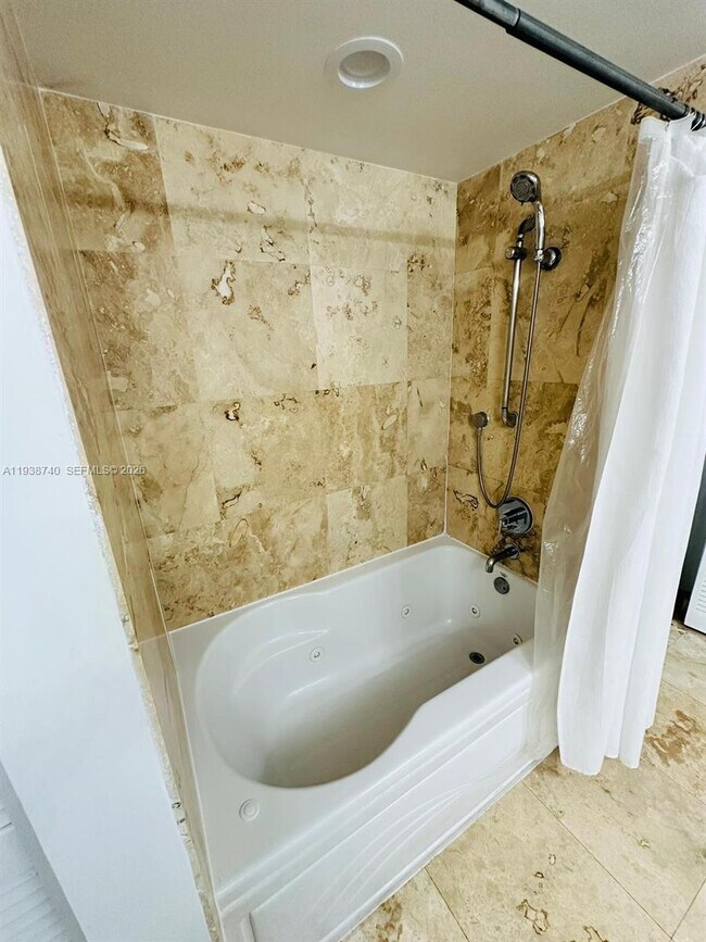 Building Photo - 41 SE 5th St