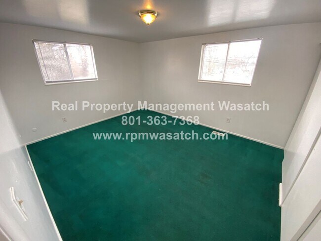Building Photo - 269 E 5900 S