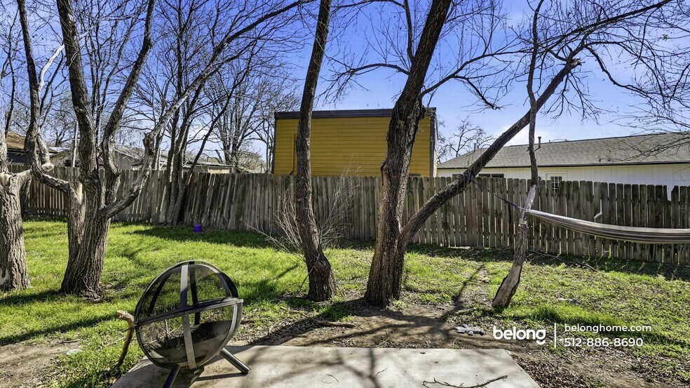 Building Photo - 5701 Claystone Cove