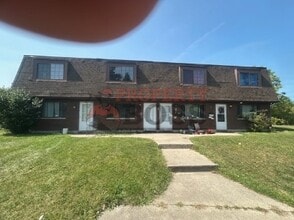 Building Photo - 5796 Creekview Ct W