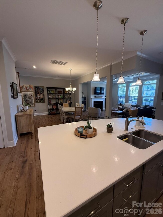 Building Photo - 5835 Ardrey Kell Rd