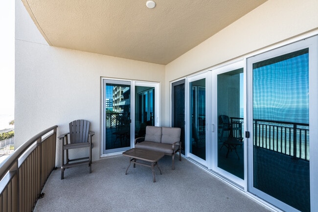 Building Photo - 807 S Atlantic Ave