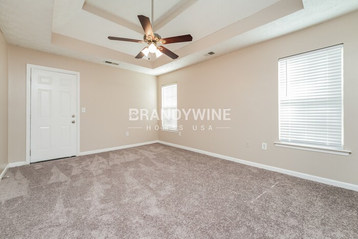 Building Photo - 115 Shelby Oaks Trail