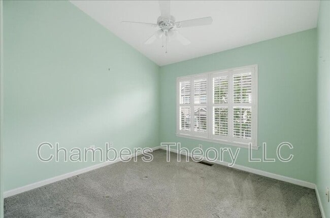 Building Photo - 11308 King George Dr