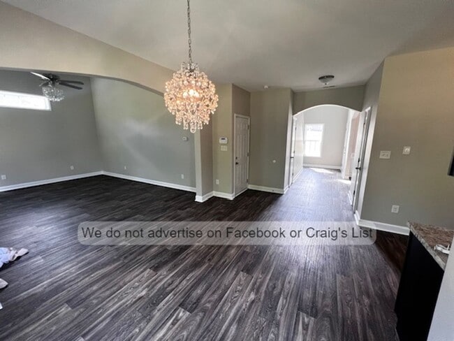 Building Photo - Eagles Ridge- Fishers Cove