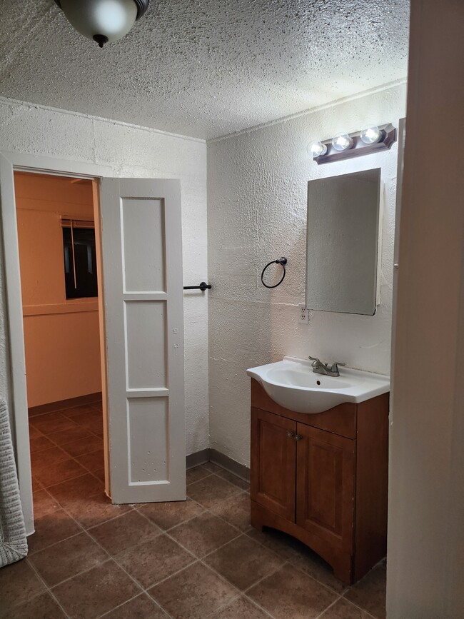 Building Photo - 2264 13th St