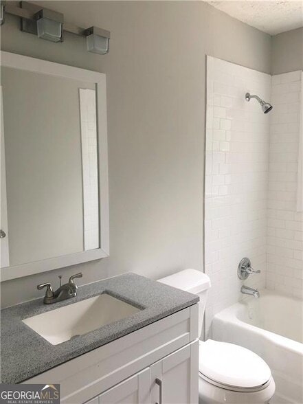 Building Photo - 1307 Lorenzo Dr SW