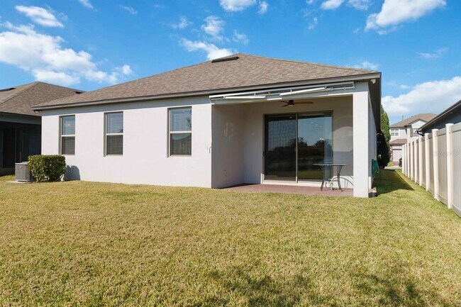 Building Photo - 1341 Clear Brook Pl