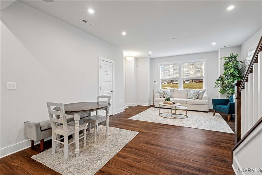 Building Photo - 2677 St Elias Dr