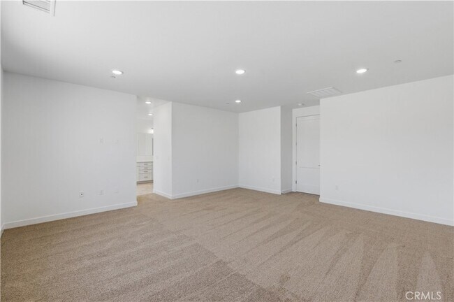 Building Photo - 11647 Saddleback Dr