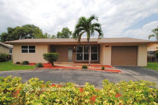 Building Photo - 1810 N 47th Ave