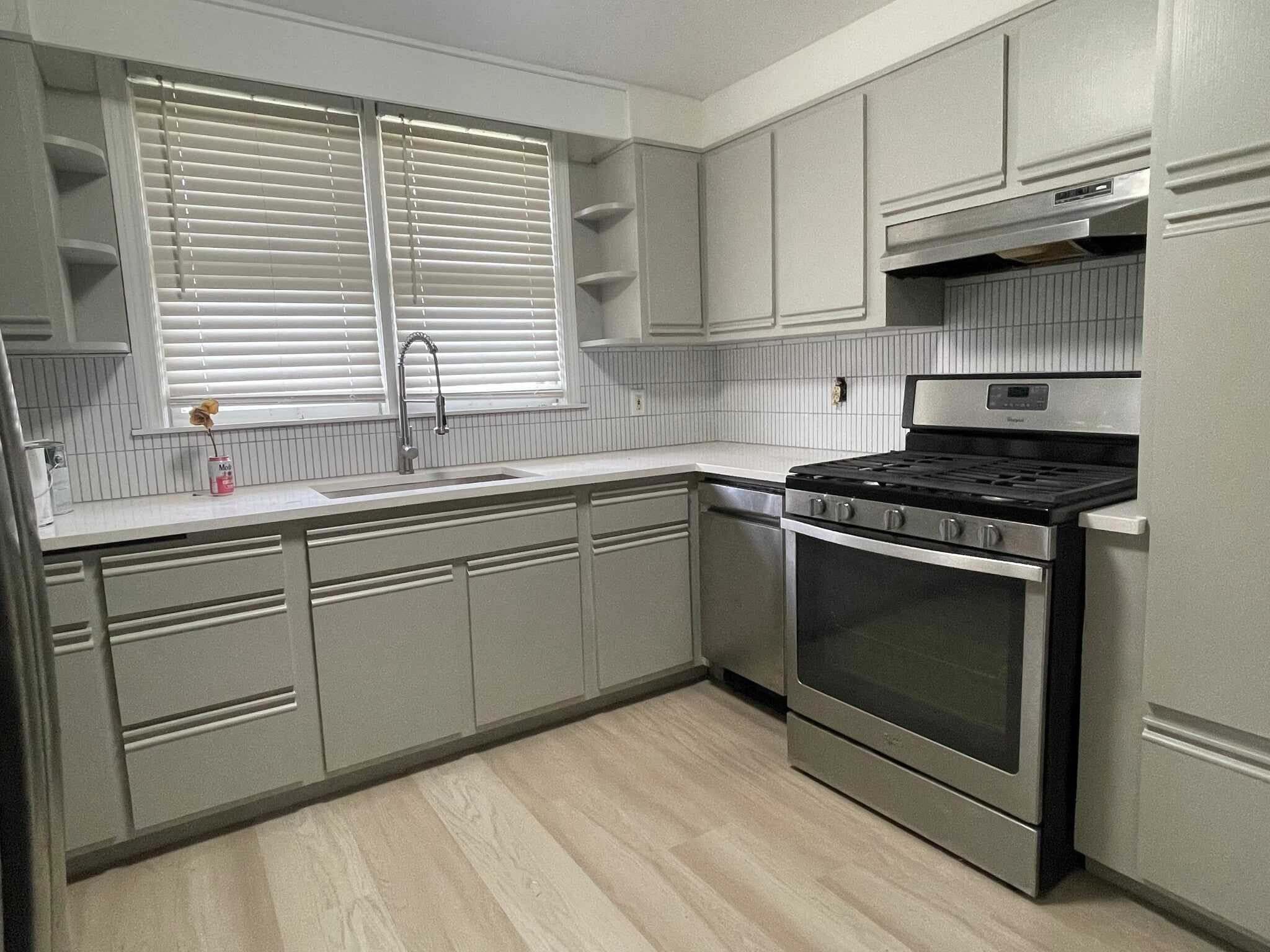 Kitchen - 3263 S 58th Ct