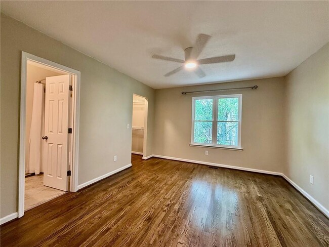 Building Photo - 405 Oak Harbor Ct