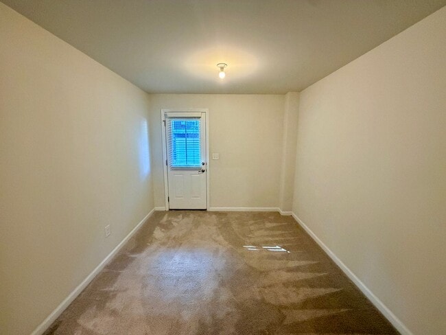 Building Photo - 1214 Ashbury St