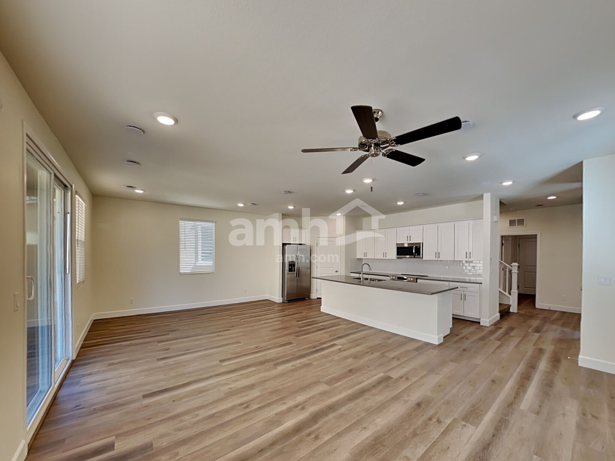 Building Photo - 10335 Bishops Cap St