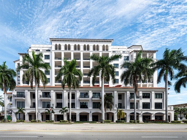 Building Photo - 200 E Palmetto Park Rd