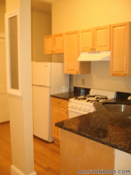 Building Photo - 1189 Commonwealth Ave