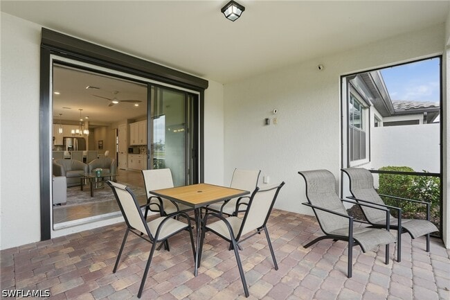 Building Photo - 12361 Canal Grande Dr