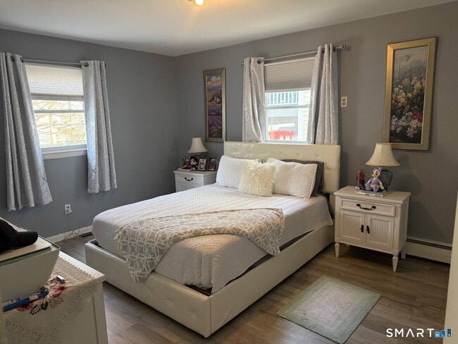 Building Photo - 524 Beechmont Ave