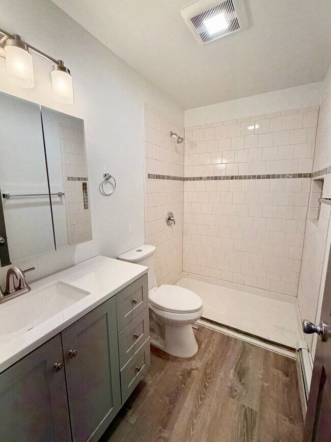 Building Photo - BRAND NEW REMODEL!