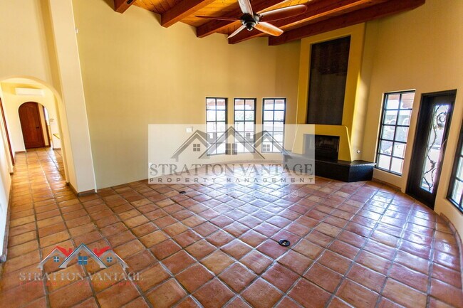 Building Photo - 39614 N 7th St