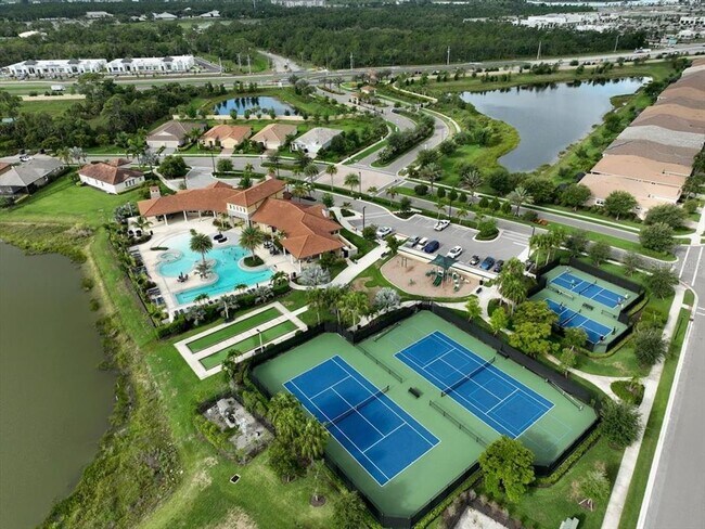 Building Photo - 20440 Revival Ln