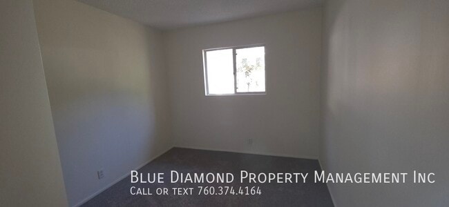 Building Photo - 415 S Rios Ave