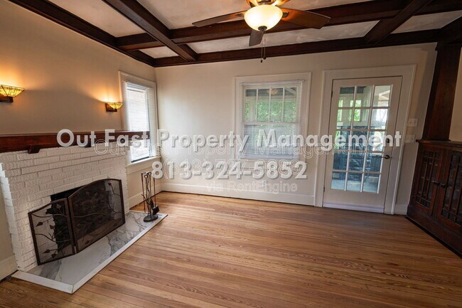 Building Photo - 801 7th St N