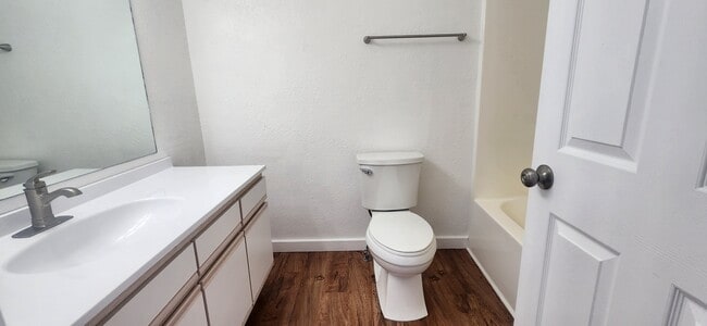 Building Photo - 1111 Biehl Dr